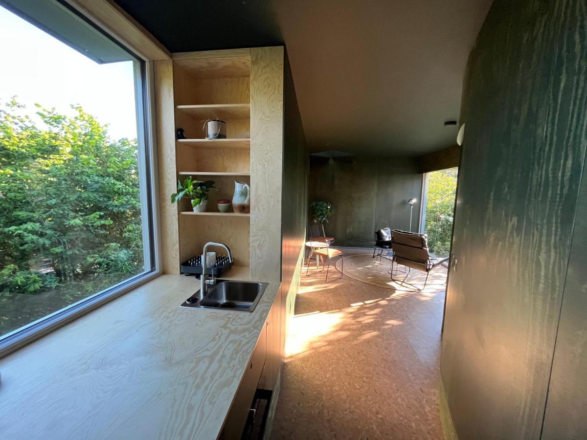 Fernwood Villa Clifden Room photo